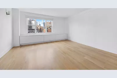 61 Jane Street #8J, New York, NY 10014 - Photo 14