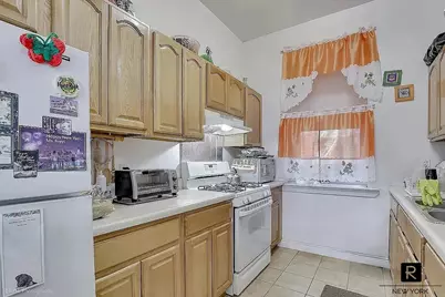 45 W 110th Street #1-A, New York City, NY 10026 - Photo 4