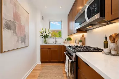 50-15 39th Street #3E, New York City, NY 11104 - Photo 2