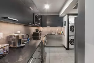 25 Monroe Pl, New York City, NY 11201 - Photo 2