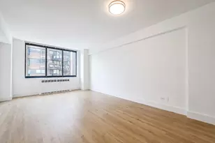 1735 York Ave, New York City, NY 10128 - Photo 2
