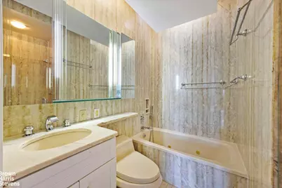 530 E 76th Street #29D, New York, NY 10021 - Photo 10