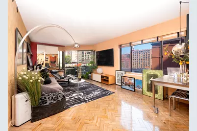 300 E 95th Street #5A, New York, NY 10128 - Photo 2