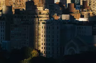 150 Central Park S, New York City, NY 10019 - Photo 34