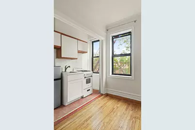 44-14 Newtown Road #3M, Astoria, NY 11103 - Photo 4
