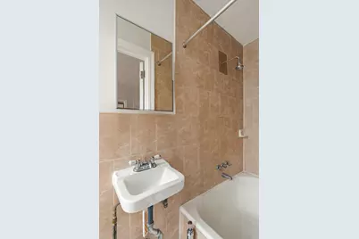 44-14 Newtown Road #3M, Astoria, NY 11103 - Photo 2