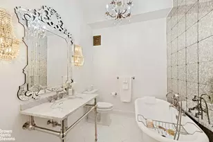 180 W 58th St, New York, NY 10019 - Photo 10