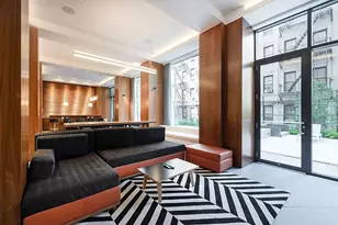 250 E Houston St, New York City, NY 10002 - Photo 18