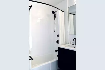 250 E Houston Street #2B, New York City, NY 10002 - Photo 6