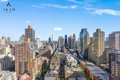300 E 74th Street #27A, New York City, NY 10021 - Photo 2