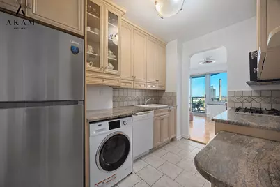 300 E 74th Street #27A, New York City, NY 10021 - Photo 8
