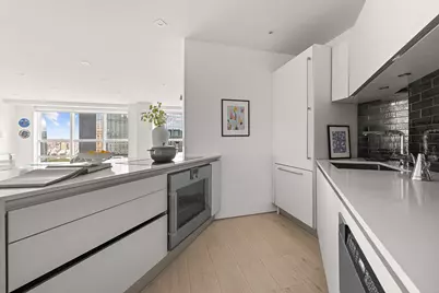 146 W 57th Street #45A, New York, NY 10019 - Photo 10