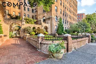 71 Ocean Pkwy, New York City, NY 11218 - Photo 10