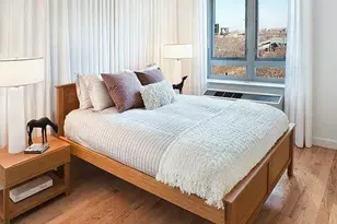 215 E 124th St, New York, NY 10035 - Photo 2