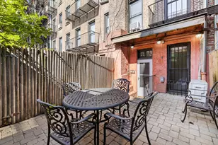 212 E 84th St, New York City, NY 10028 - Photo 4