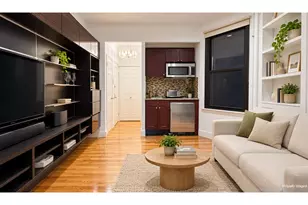 212 E 84th St, New York City, NY 10028 - Photo 2