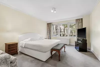 650 Park Avenue #2C, New York, NY 10065 - Photo 10