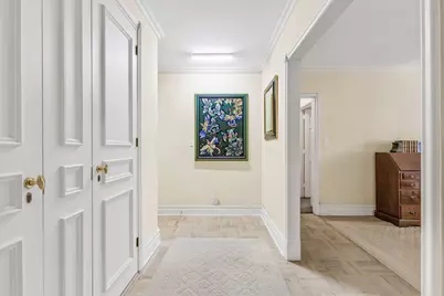 650 Park Avenue #2C, New York, NY 10065 - Photo 2