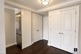 311 E 71st St, New York City, NY 10021 - Photo 4