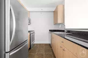 561 10th Ave, New York City, NY 10036 - Photo 4
