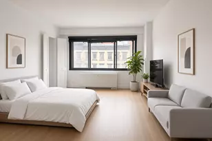 201 W 21st St, New York City, NY 10011 - Photo 1