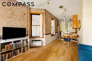 330 W 17th St, New York City, NY 10011 - Photo 2