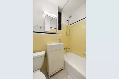 431 W 54th Street #1A, New York, NY 10019 - Photo 6