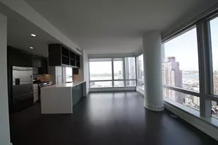 555 10th Ave, New York, NY 10018 - Photo 2