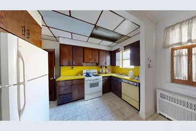 2168 E 28th Street, New York City, NY 11229 - Photo 14