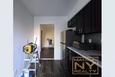 189-14 Crocheron Avenue #412, Flushing, NY 11358 - Photo 2