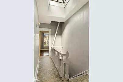 324 Weirfield Street, New York City, NY 11237 - Photo 12