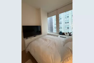 180 Water Street #906, New York City, NY 10038 - Photo 8