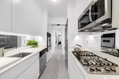 200 E 69th Street #34C, New York, NY 10065 - Photo 18