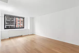 275 W 96th St, New York, NY 10025 - Photo 4