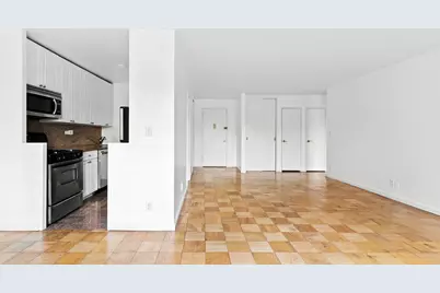 170 W End Avenue #2H, New York City, NY 10023 - Photo 4