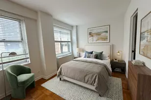 150 E 61st St, New York, NY 10065 - Photo 2