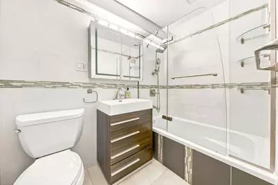 301 E 48th Street #10G, New York, NY 10017 - Photo 22