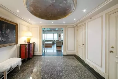 160 Central Park S #3401, New York, NY 10019 - Photo 6