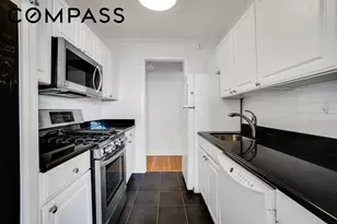 9201 Shore Rd, Brooklyn, NY 11209 - Photo 4