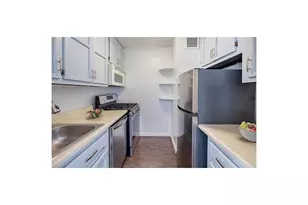 301 E 79th St, New York City, NY 10075 - Photo 6