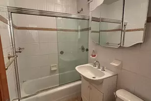 16 W 16th St, New York, NY 10011 - Photo 2
