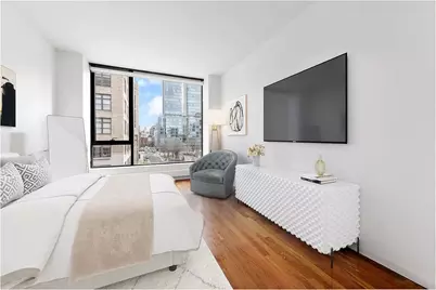 255 Hudson Street #5A, New York, NY 10013 - Photo 6