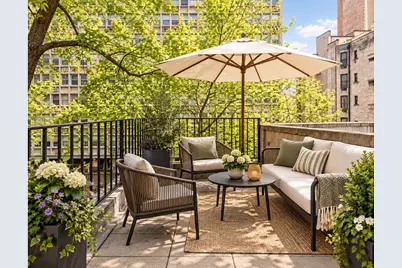 137 W 95th Street #2R, New York City, NY 10025 - Photo 4