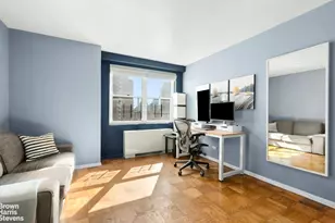 165 W 66th St, New York City, NY 10023 - Photo 1