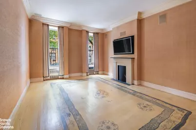 438 E 88th Street, New York City, NY 10128 - Photo 2