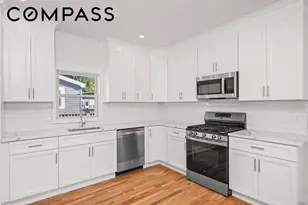 241 Simonson Ave, New York, NY 10303 - Photo 8