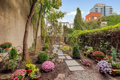 393 President Street, New York City, NY 11231 - Photo 16