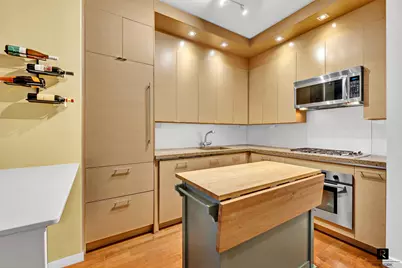1600 Broadway #6-B, New York, NY 10019 - Photo 6