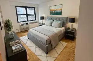 350 W 51st St, New York City, NY 10019 - Photo 6