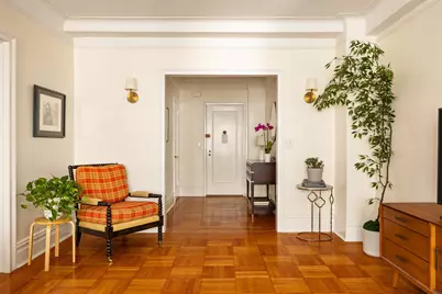 161 W 75th Street #3F, New York, NY 10023 - Photo 4